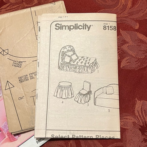 Vintage paper pattern doll bedding by Simplicity - Picture 2 of 5